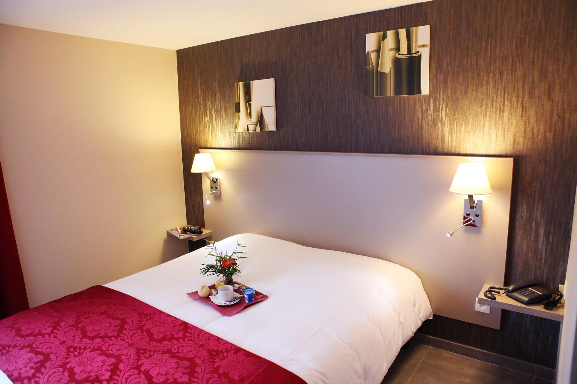 Hotel Le Coudon La Farlède Εξωτερικό φωτογραφία