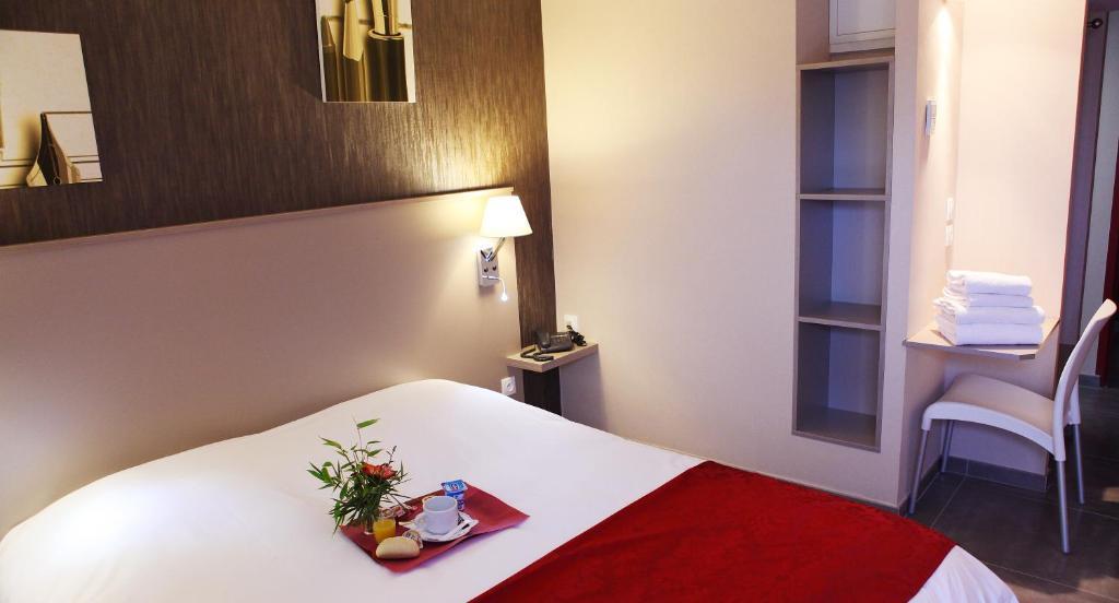 Hotel Le Coudon La Farlède Δωμάτιο φωτογραφία