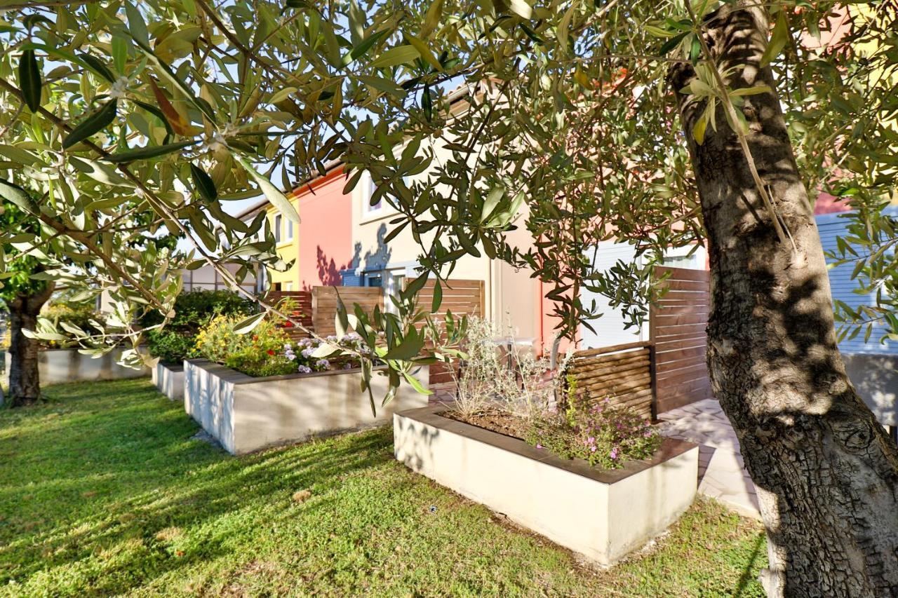 Hotel Le Coudon La Farlède Εξωτερικό φωτογραφία